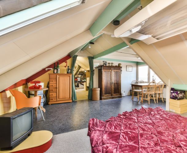 Dachboden-Entrümpelung in Berlin